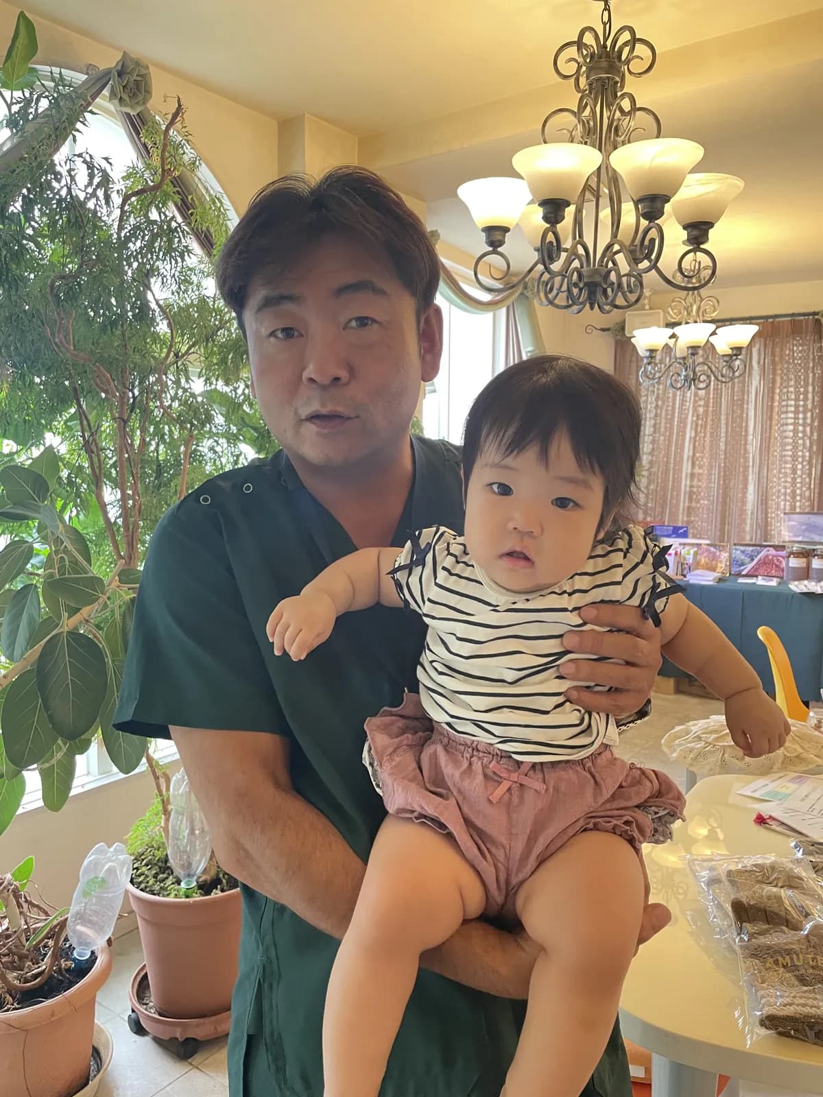 ご報告に来てくださった患者さまと赤ちゃん