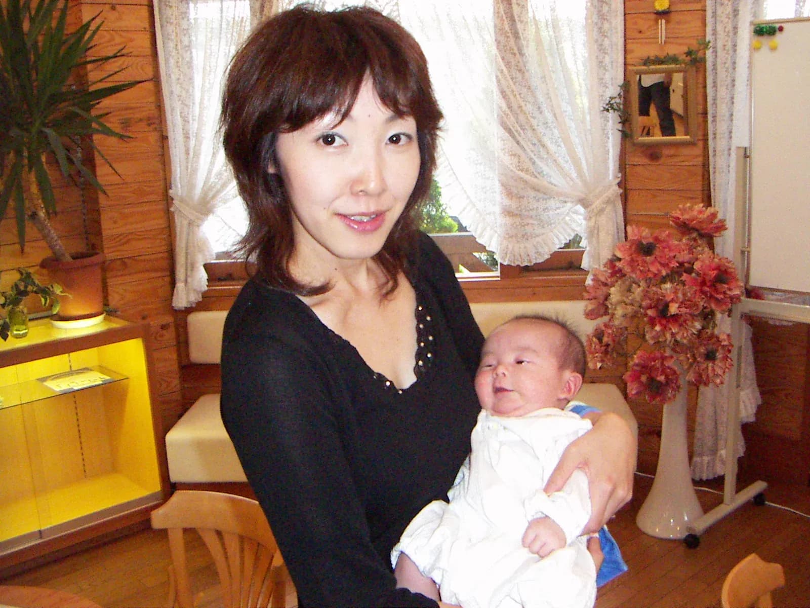 ご報告に来てくださった患者さまと赤ちゃん