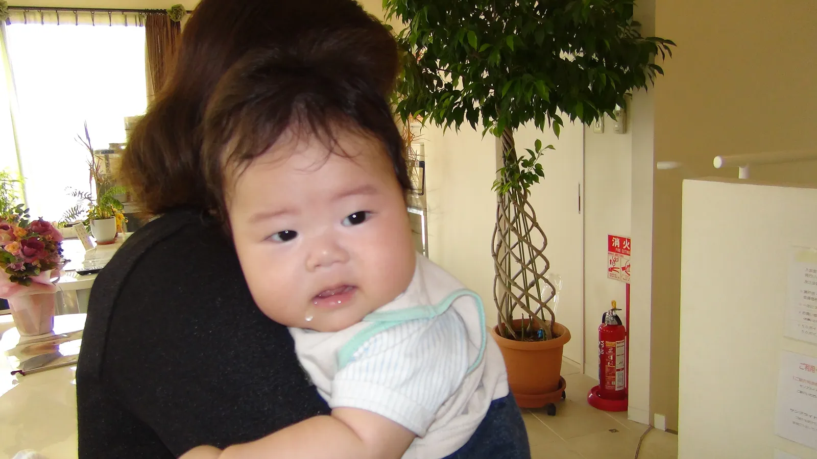 ご報告に来てくださった患者さまと赤ちゃん